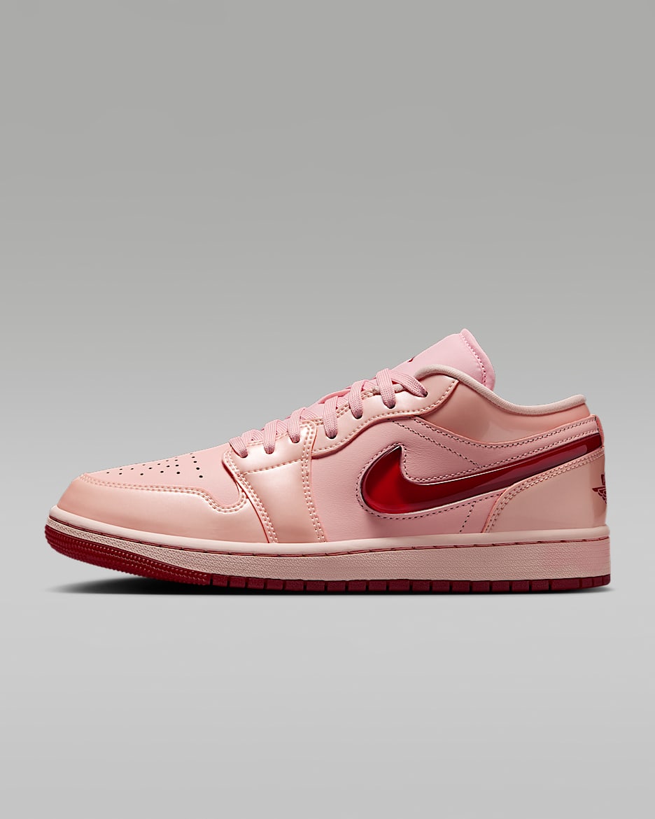 NIKE公式】エア ジョーダン 1 LOW SE ウィメンズシューズ NIKE公式】エア ジョーダン 1 LOW SE ウィメンズシューズ